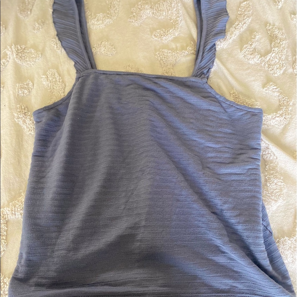 Ruffle sleeve tank